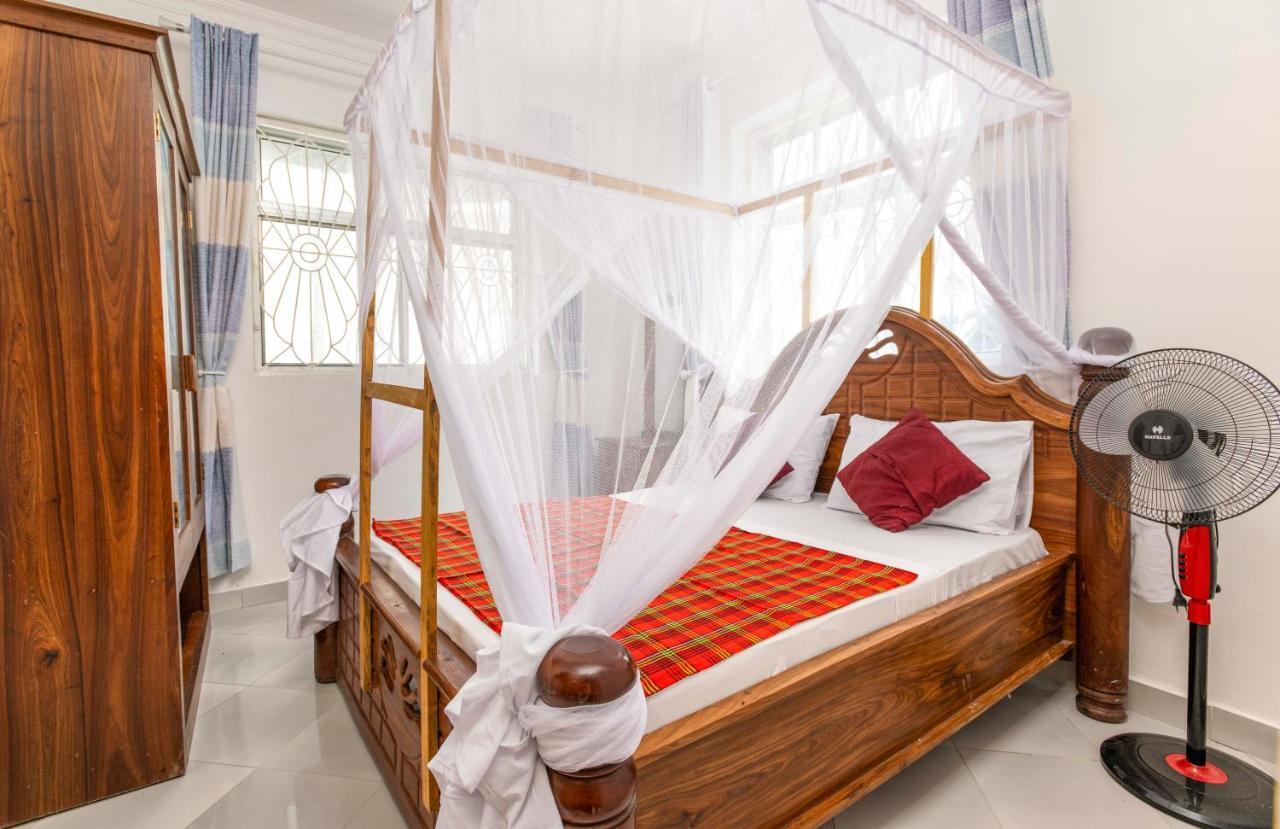 Uroa Beach Lodge Bagian luar foto