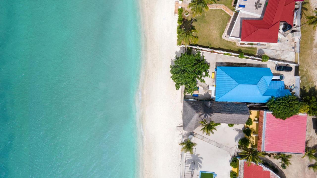 Uroa Beach Lodge Bagian luar foto