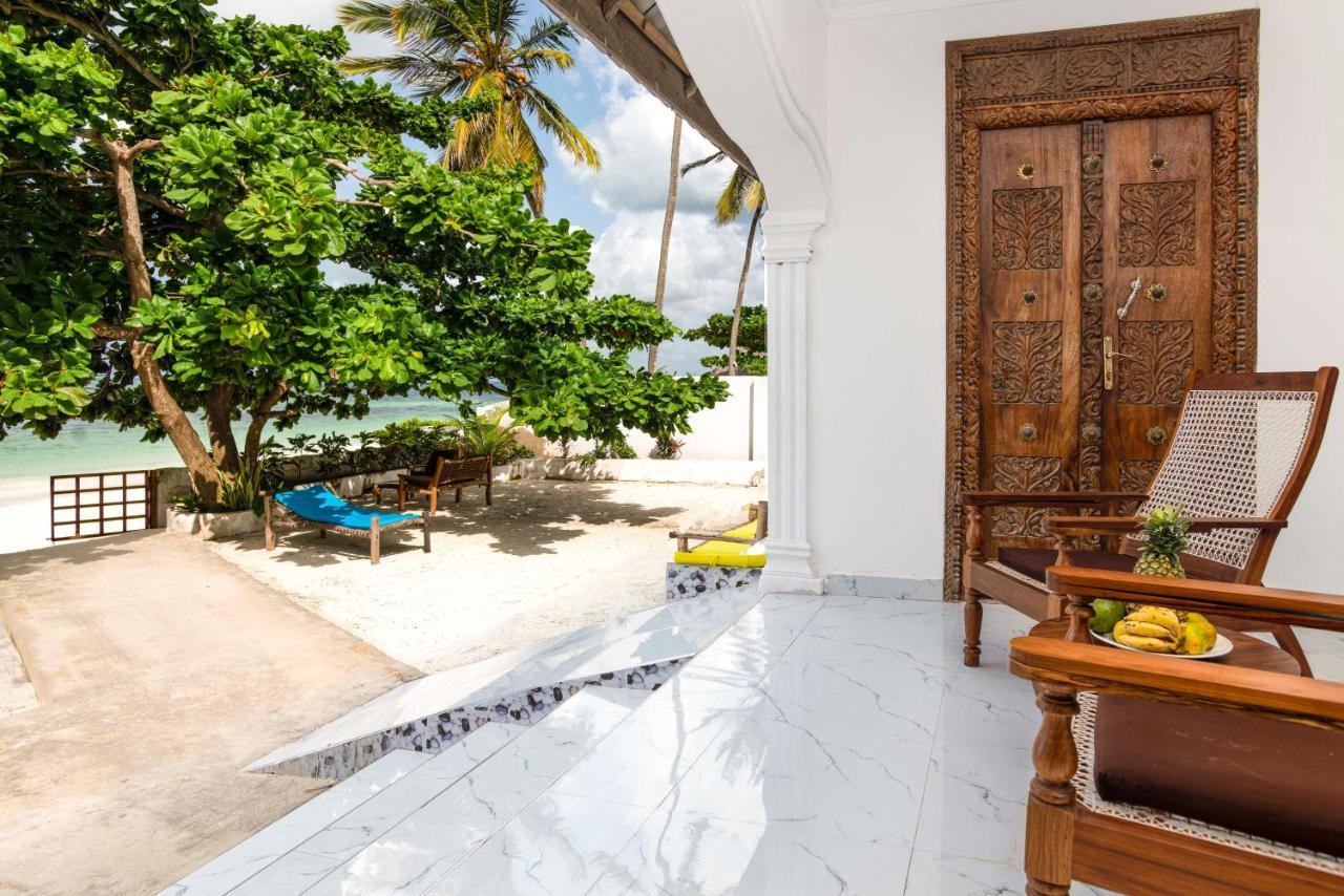 Uroa Beach Lodge Bagian luar foto