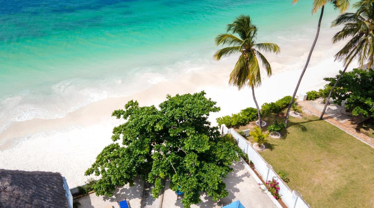 Uroa Beach Lodge Bagian luar foto