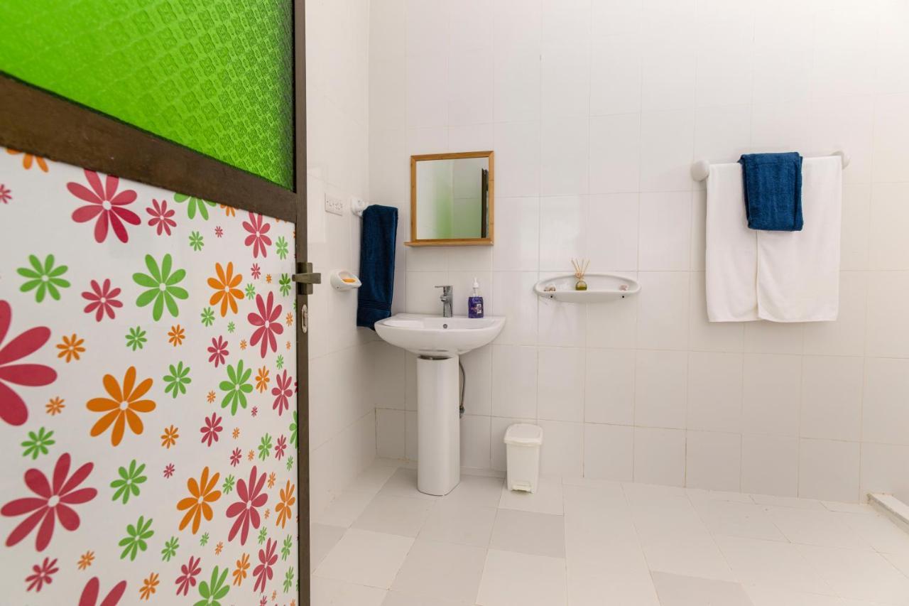 Uroa Beach Lodge Bagian luar foto