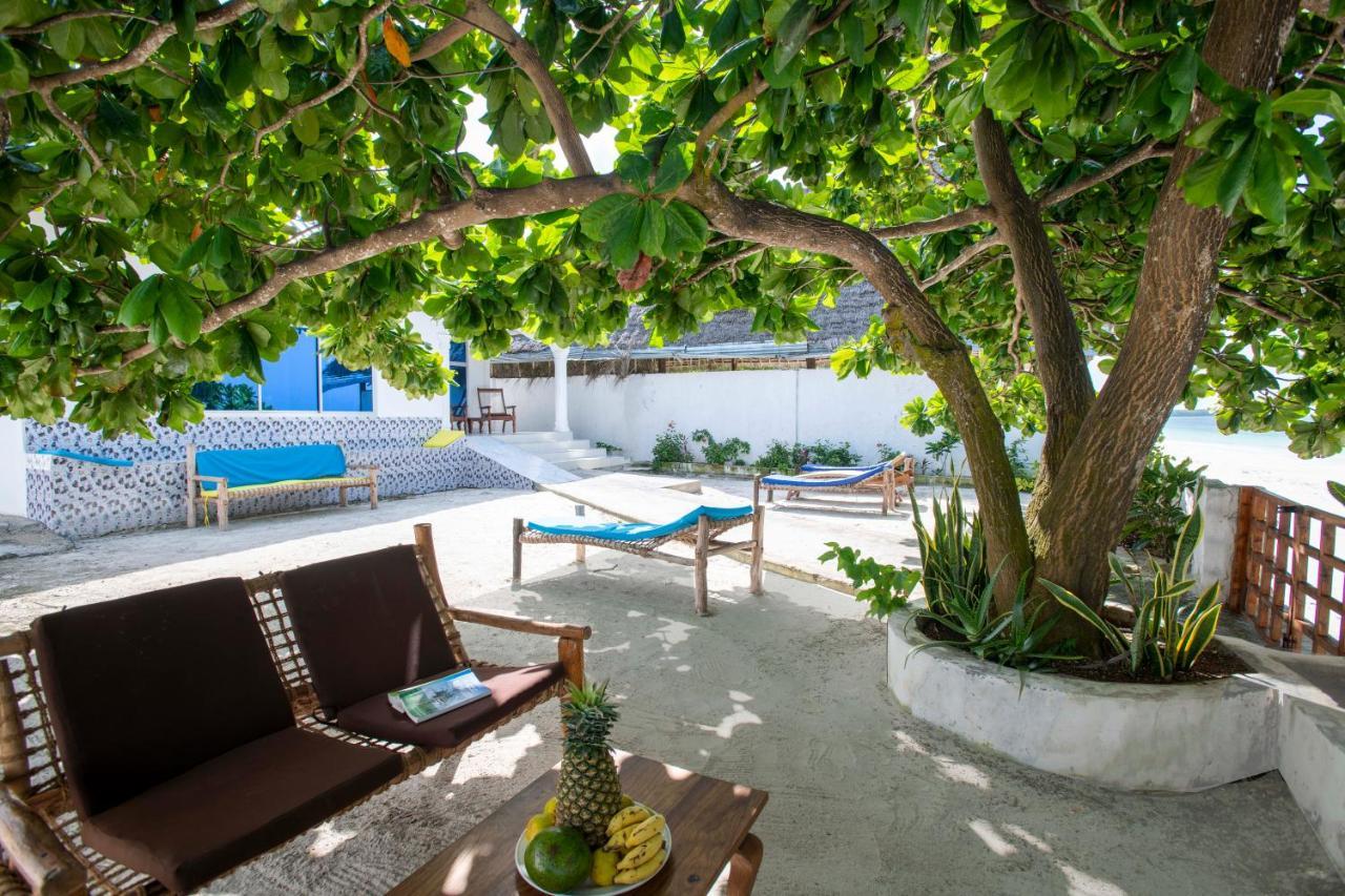 Uroa Beach Lodge Bagian luar foto